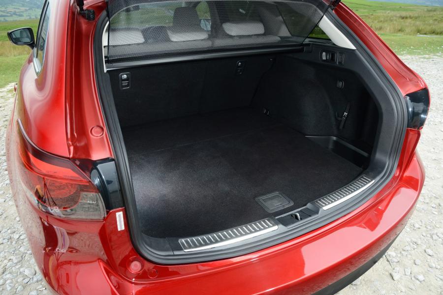 Багажник Mazda6 Wagon 2015 года  (UK) (фото 21 из 39)